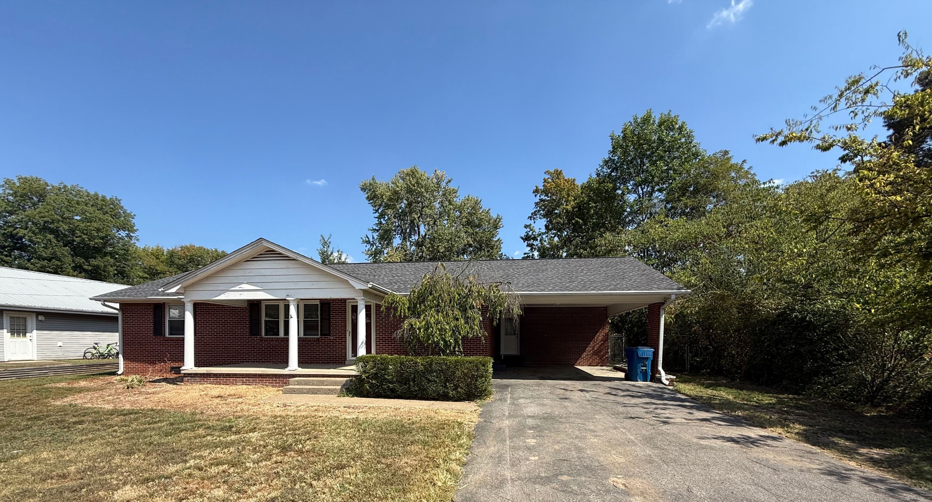 217 Brentwood Dr